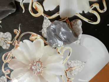 Dekorativ daşlar: Təbii obsidian daş parçaları Məhsulun təsviri: - Vulkanik mənşəli — 4