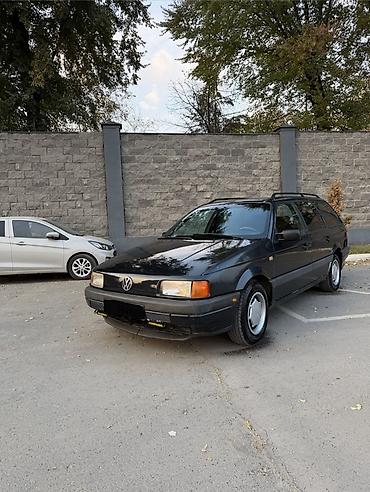 Volkswagen Passat Variant: 1990 г., 1.8 л, Механика, Бензин, Универсал