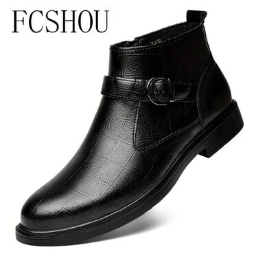 Digər kişi geyimləri: Təbii dəridən,içi xəzli və xəzsiz sürüşməyən bot çəkmələr.Satış evdən — 5