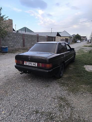weltmeister 500: Mercedes-Benz 190: 1991 г., 2 л, Механика, Бензин, Седан — 4