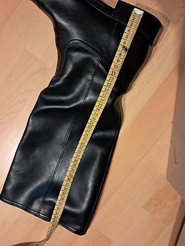 alexander mcqueen boots: Crne ženske čizme do kolena – broj 40 - Elegantnog i modernog dizajna — 7