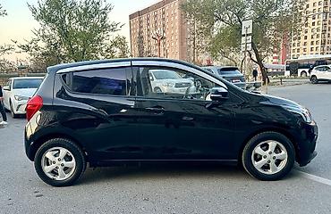 тико лабавой: Chevrolet Spark: 2017 г., 1 л, Вариатор, Бензин, Хэтчбэк — 4