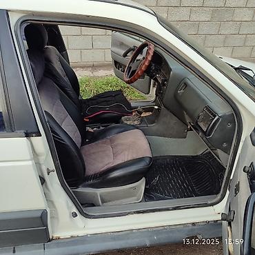 Volkswagen: Volkswagen Passat Variant: 1991 г., 2 л, Механика, Бензин, Универсал — 8