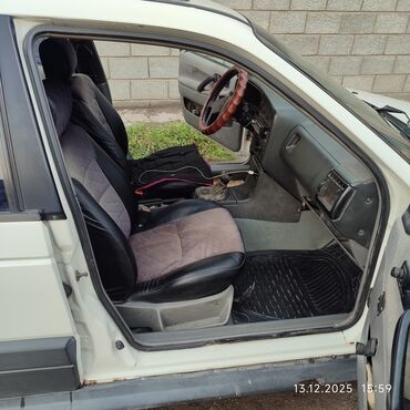 Volkswagen: Volkswagen Passat Variant: 1991 г., Универсал — 11