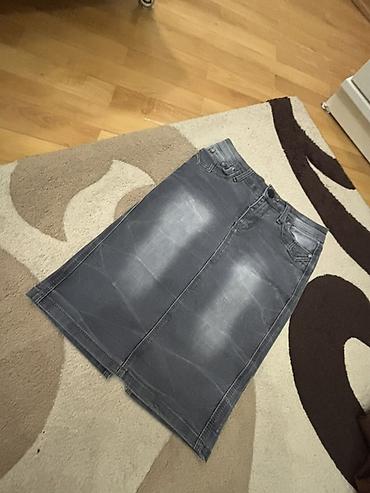 Denim ətək – boz rəng, klassik dizayn. - Material: cins (denim) lalafo.az -da Denim ətək – boz rəng, klassik dizayn. - Material: cins (denim)