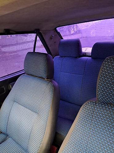 ucuz tofaş: Marka/model: Tofas (Sedan) Kuzov: 4 qapılı sedan, gümüşü rəng Ön və — 2