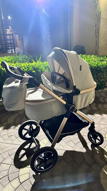 Gəzinti arabaları: Kalyaska 100 azn tecili satilir prablemi yoxdu yaxsi veziyyetdedi qiw
