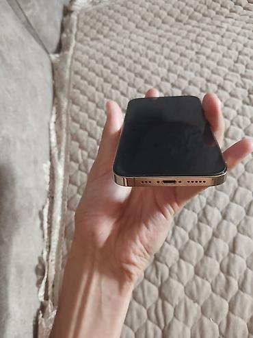 iphone 12 2 ci el: IPhone 12 Pro, Qızılı, Face ID — 4