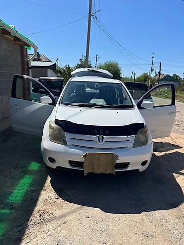 Унаа: Toyota Ist: 2002 г., 1.3 л, Автомат, Бензин, Хетчбек — 3