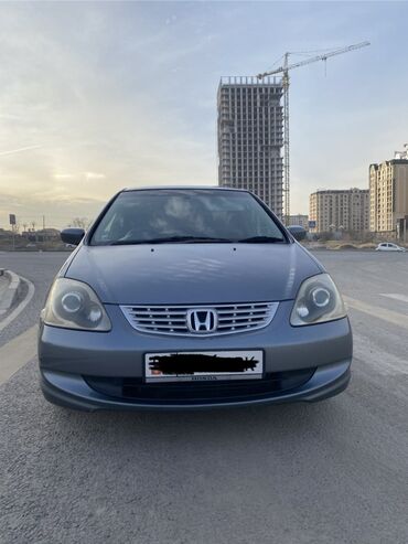 Honda: Honda Civic: 2005 г., 1.7 л, Вариатор, Бензиновая, Хэтчбэк — 6