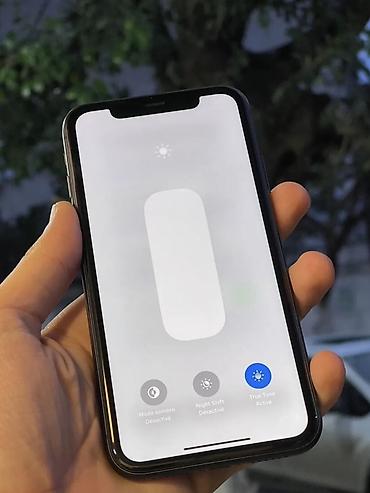 iphone usb: IPhone 11, 128 GB, Qara, Zəmanət, Kredit, Simsiz şarj — 7