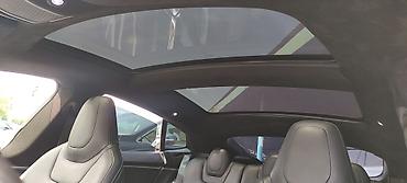 порте: Tesla Model S: 2014 г., Электромобиль, Седан — 10