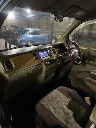 Honda: Honda Stepwgn: 2003 г., 2 л, Автомат, Бензин, Минивэн — 8