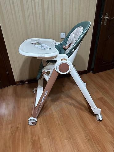 Эмерек: Продаю детский стульчик HAPPY BABY для кормления и отдыха, в идеальном — 2