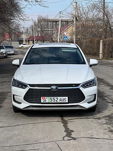 BYD: BYD Qin: 2020 г., 0.1 л, Автомат, Электромобиль — 1