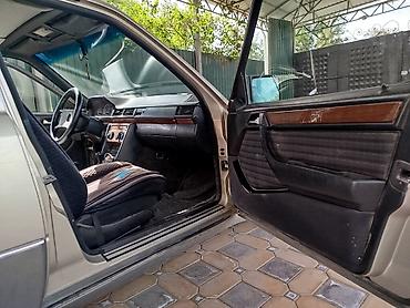 mers 202: Mercedes-Benz W124: 1990 г., Автомат, Седан — 7