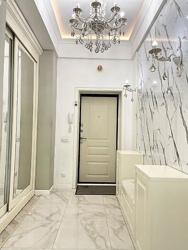 Долгосрочная аренда квартир: 3 комнаты, Собственник — 8