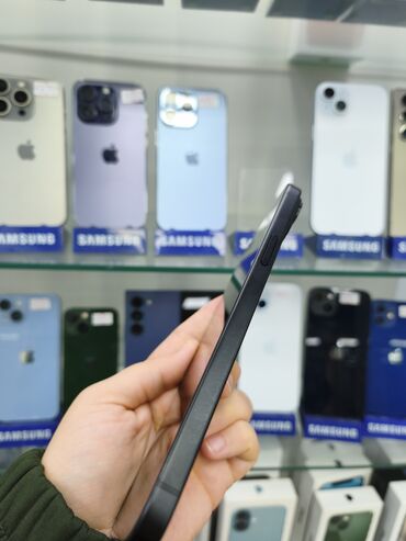 Apple iPhone: IPhone 15 Plus, Qara, Face ID — 6