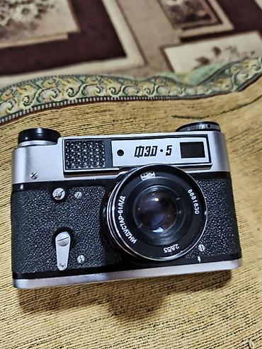 Fotokameralar: FED-5 film fotoaparatı 1970-1990. - Sovet istehsalı (“СДЕЛАНО В — 1