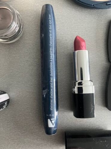 Šminka: AVON sminka NOVO Avon puder NOVO Puder sa ogledalo i aplikatorom — 9