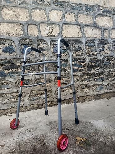 elil arabasi tap az: Gəzinti üçün təkərli əlil arabası tipli yurəyən (walker) - Material — 3