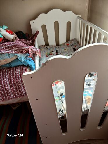 детское постельное белье в кроватку: Детская кроватка + комплект для сна и развивающая игрушка -