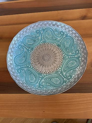 Dekorativ metal qab – şaxsey-vaxsey (paisley) naxışlı - Material