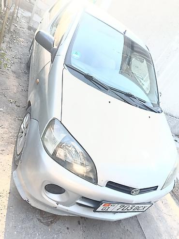 дайхатцу урв: Daihatsu YRV: 2004 г., 1 л, Механика, Бензин, Хэтчбэк — 5