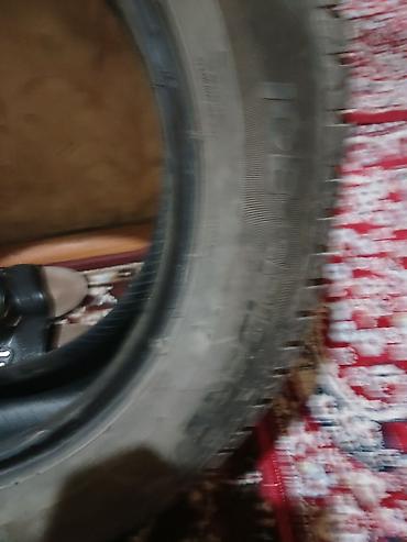 зимнее: Зимняя шипованная шина 225/60 R18. Характеристики: - Тип: зимняя, с — 3