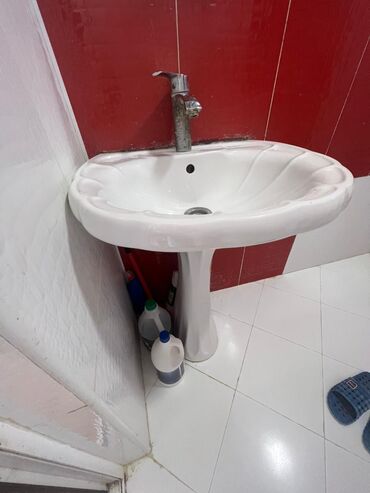 hamam ucun duş: Guzgusuyle birge 30 manata satılır işlenmiş