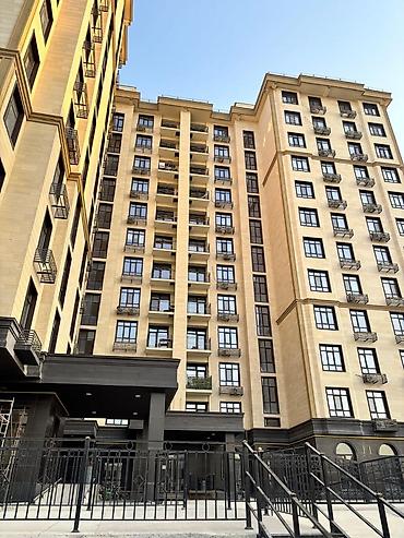 4 комнаты, 130 м², Асанбай мкр Элитка, 12 этаж, Евроремонт at lalafo.kg 4 комнаты, 130 м², Асанбай мкр Элитка, 12 этаж, Евроремонт
