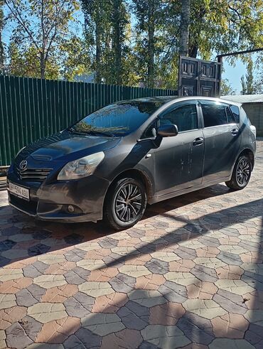 ижара машине: Toyota Corolla Verso: 2009 г., 1.8 л, Механика, Бензин, Универсал