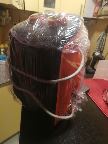 Kaloriferi: Grejalica duvaljka 2 brzine plus ventilator Vivax 2000w. Ispravna na lalafo.rs — 9 Kaloriferi: Grejalica duvaljka 2 brzine plus ventilator Vivax 2000w. Ispravna — 9