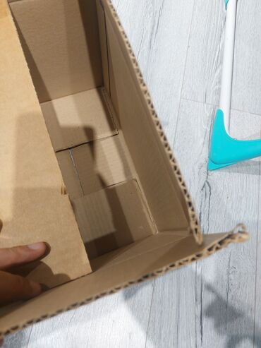 мусорный ящик: Ящик