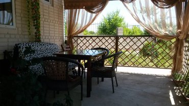 Отели и хостелы: Продаю или меняю на авто или недвижимость в Бишкеке дом на берегу — 6