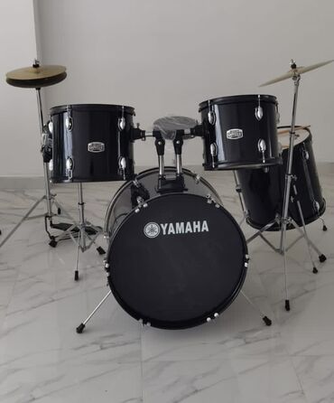 zərb alətləri: Барабан, Yamaha, Новый