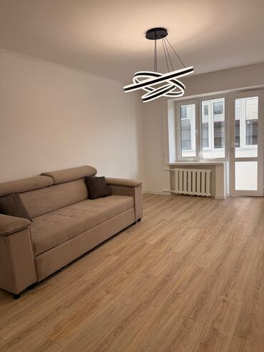 ищу квартиру в сокулуке: 2 комнаты, 44 м², Индивидуалка, 3 этаж, Косметический ремонт