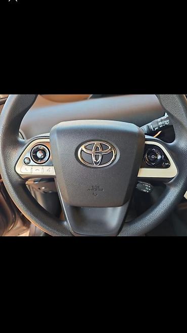 hilux surf 130: Toyota Prius: 2016 г., 1.8 л, Автомат, Гибрид, Хэтчбэк — 5