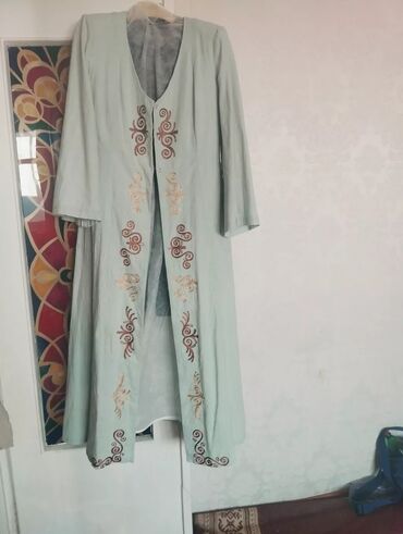 Повседневные платья: 1.Национальное белое платье. Очень эффектное, фасон очень женственный — 9