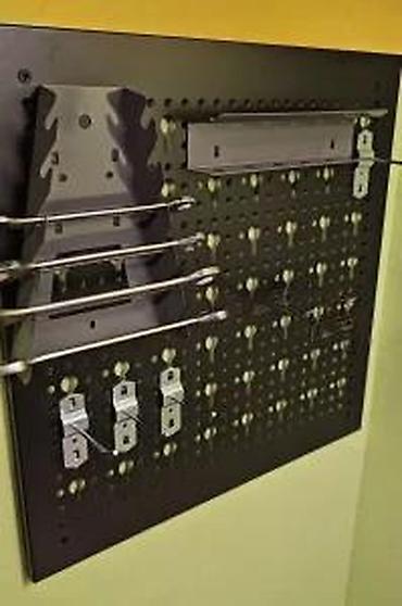 Ostali pribor i dodaci za alate: TOOL WALL KIT – zidni panel za alat, 40 x 40 cm - Zidni perforirani — 16