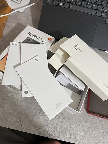 Мобильные телефоны и аксессуары: Xiaomi, 12, Б/у, 256 ГБ, цвет - Черный, 2 SIM — 8
