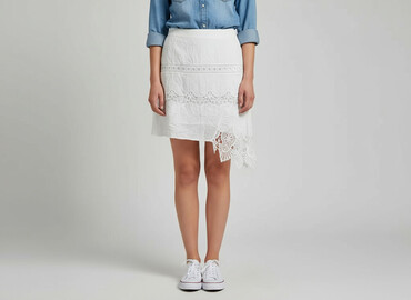 rozkloszowane spódnice z wysokim stanem: Women`s skirt, size S