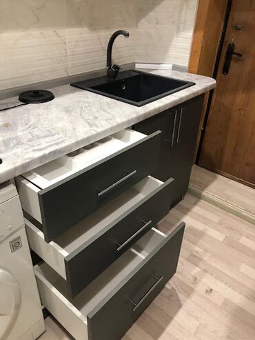 Sifarişlə mətbəx mebeli: Sifarişlə mətbəx dəsti, Özü çəkən petlələr, MDF, Kredit var, Pulsuz çatdırılma — 16