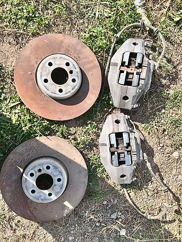 4 bolt disk: Комплект передних тормозов для легкового авто. BMB g30 2019 года — 2