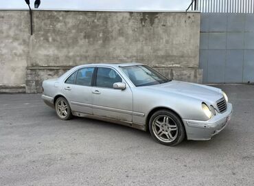 мерседес салон: Mercedes-Benz E-Class: 2001 г., 2.2 л, Типтроник, Дизель, Седан