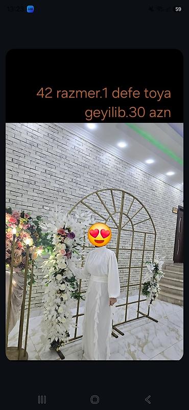 Ağ rəngli, uzun ziyafət/gecə geyimi - Bədənə oturan bel kəməri lalafo.az -da Ağ rəngli, uzun ziyafət/gecə geyimi - Bədənə oturan bel kəməri