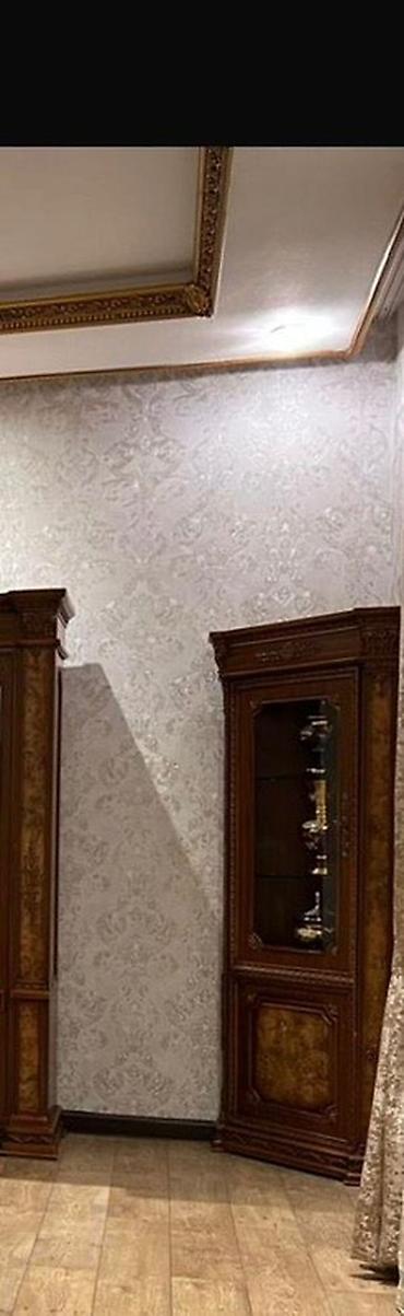 rahat market isə qəbul: Vitrin-mebel dəsti - Material: təbii ağac əsaslı korpus, oyma dekor — 2