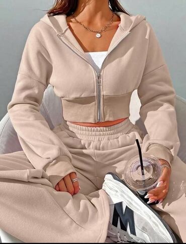 Kompleti: Cena 3300 dinara S m l xl 2xl — 9