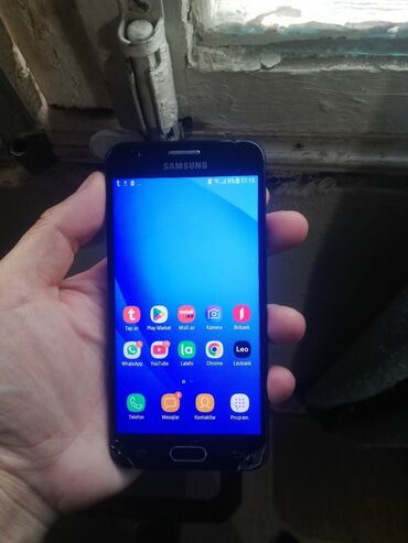 samsung j5 2015 ekran: Samsung