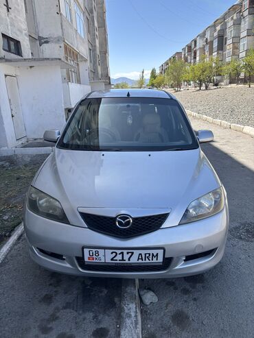 хит машина: Mazda Demio: 2003 г., 1.3 л, Автомат, Бензин, Хэтчбэк